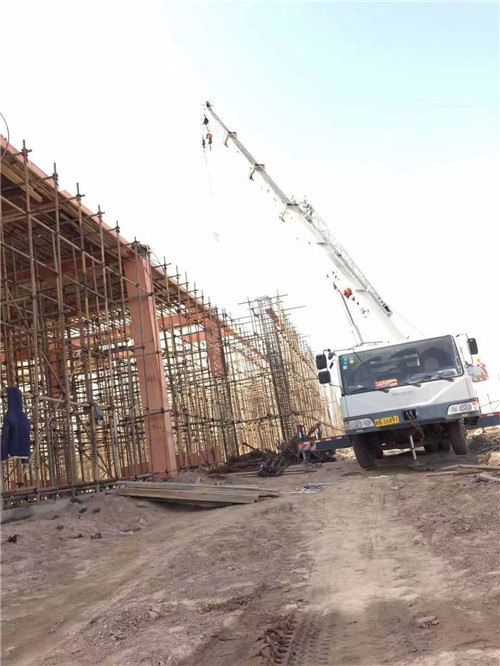 江夏区吊车作业的安全注意事项有哪些？